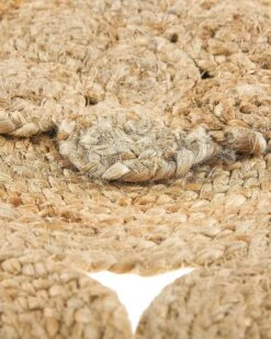 Matto Juutti Beige ø 135 Cm GERDEK 15 Matto Juutti Beige ø 135 Cm GERDEK -MattoMoodi kauppa undef src sa picid 790993 type whitesh image