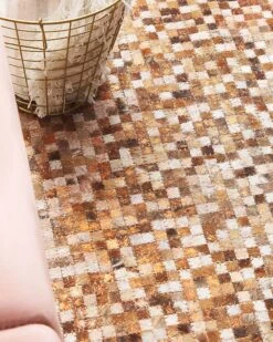 Matto Lehmännahka Ruskea/beige TORUL Useita Kokoja -MattoMoodi kauppa undef src sa picid 792681 type whitesh image